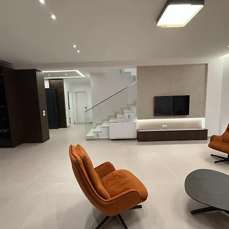 Belvilla * Plazhi San Pietro